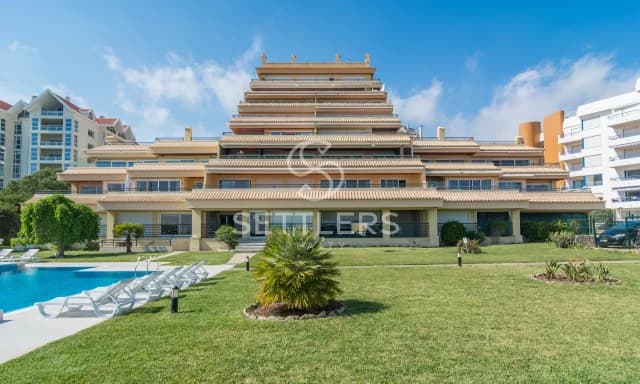 Apartamento T2 em condomínio