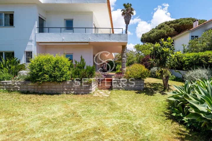 Villa familiar em zona residencial